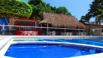 Alberca al aire libre