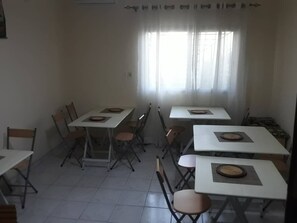 Free daily cooked-to-order breakfast - Residence Sobinto (Abidjan)