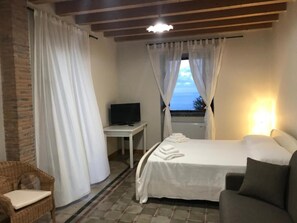 Chambres insonorisées, Wi-Fi gratuit, draps fournis