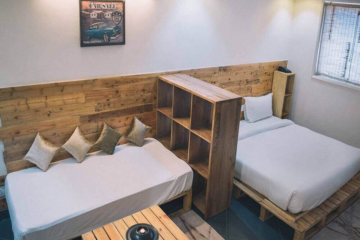 Junior Triple Room | Premium bedding, in-room safe, desk, laptop workspace
