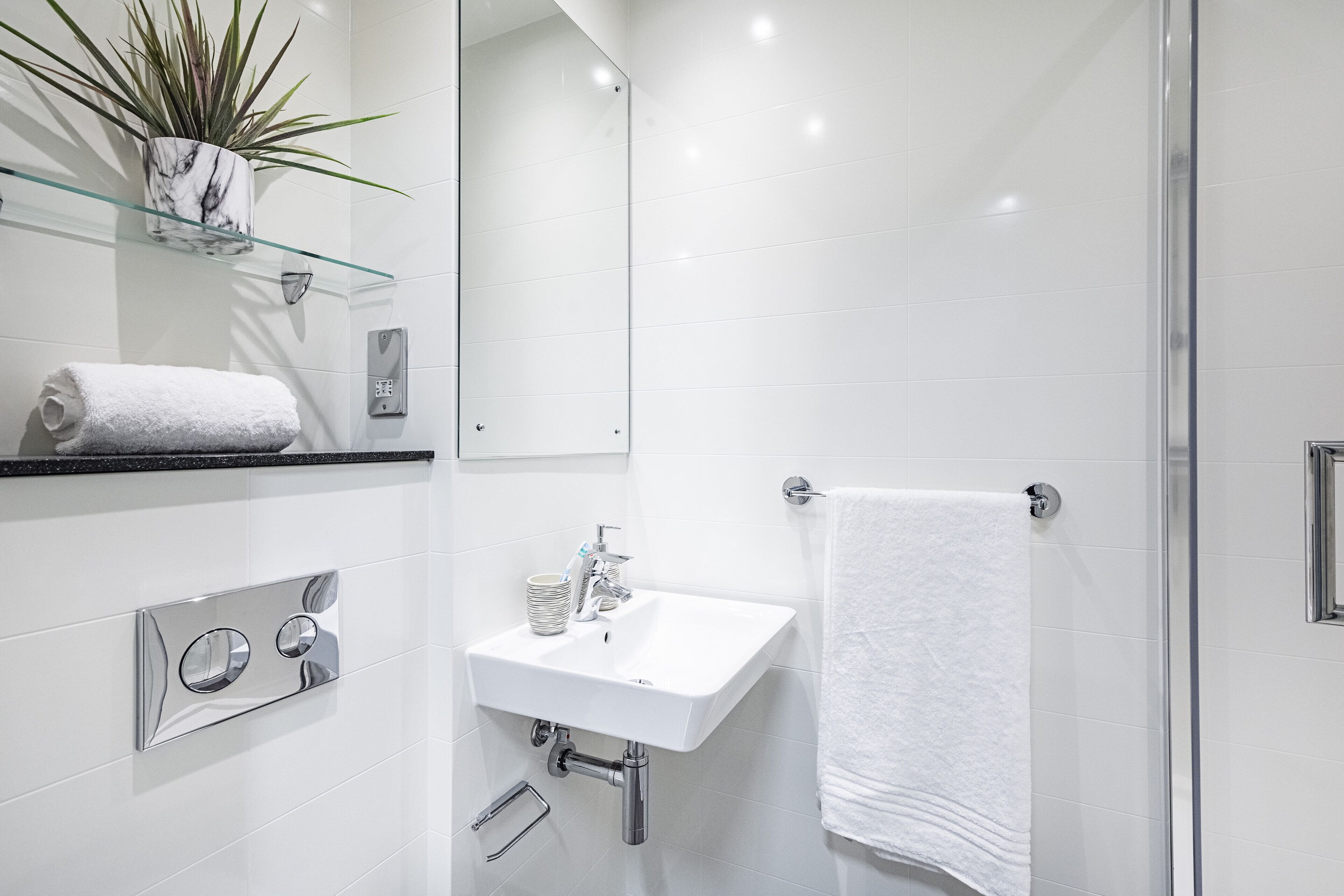 bathroom | shower, free toiletries, towels