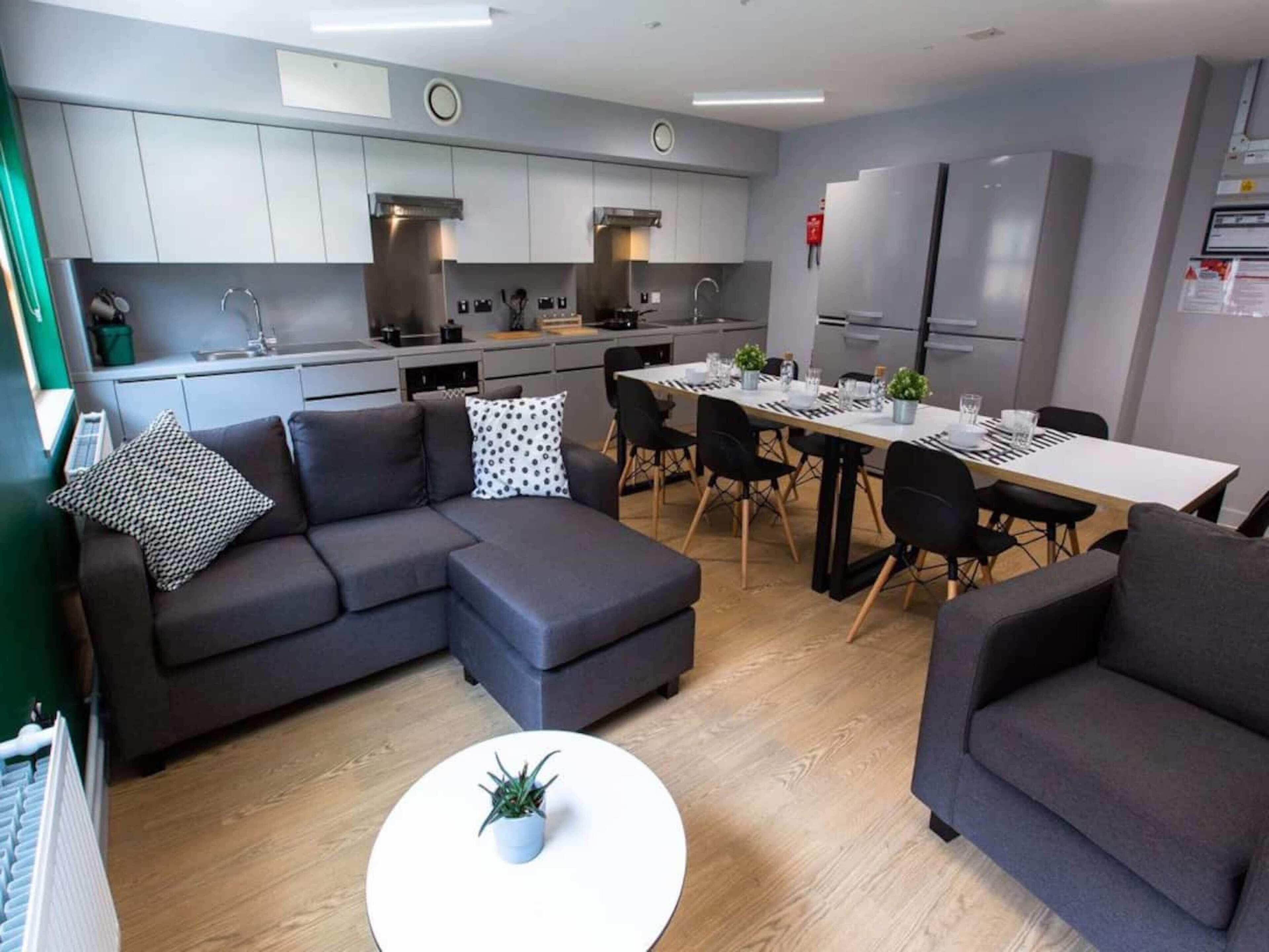 double room | living area