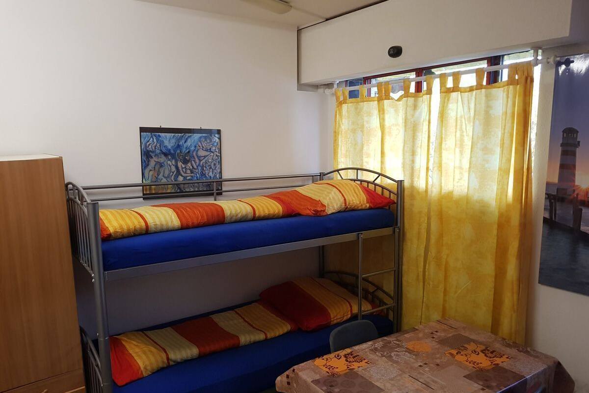 Habitación triple | Escritorio
