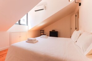 Apartment, 2 Bedrooms | 2 bedrooms, iron/ironing board, WiFi