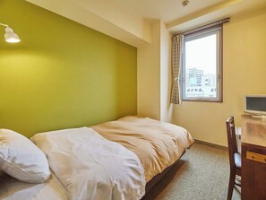 1 chambre, bureau, fer et planche à repasser, Wi-Fi gratuit