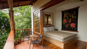 Romantic Room | WiFi (free), bed sheets - La Finca (Cambutal)