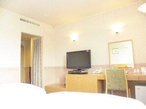 1 chambre, bureau, Wi-Fi gratuit, draps fournis