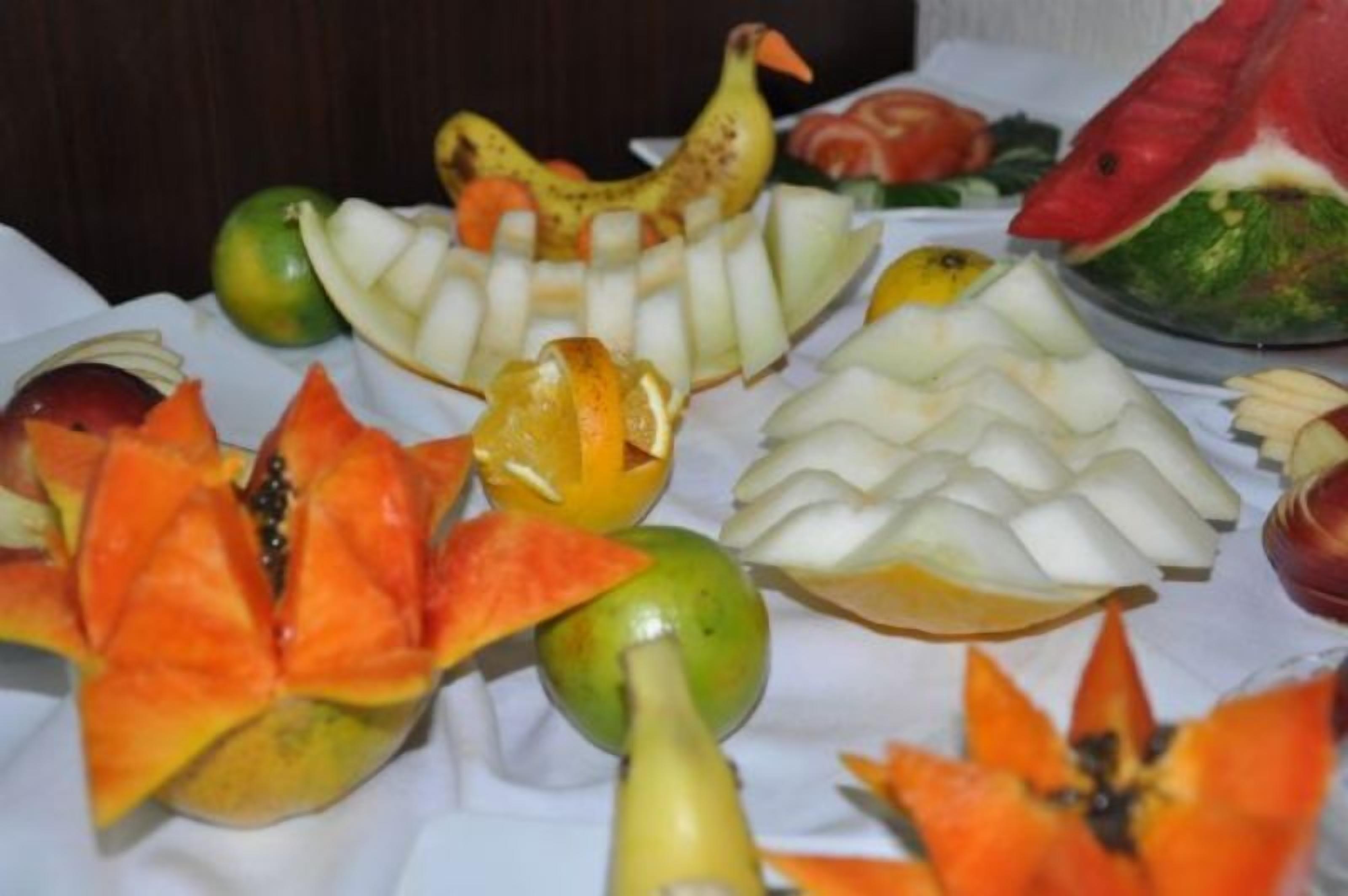 Alimentos y bebidas