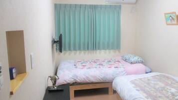 1 bedroom, free WiFi, bed sheets