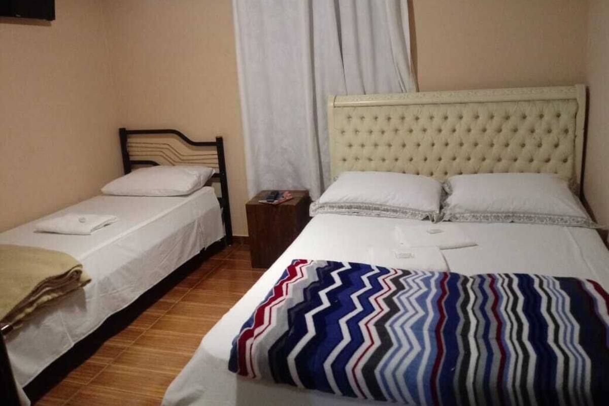 Dreibettzimmer | Kostenloses WLAN, Bettwäsche