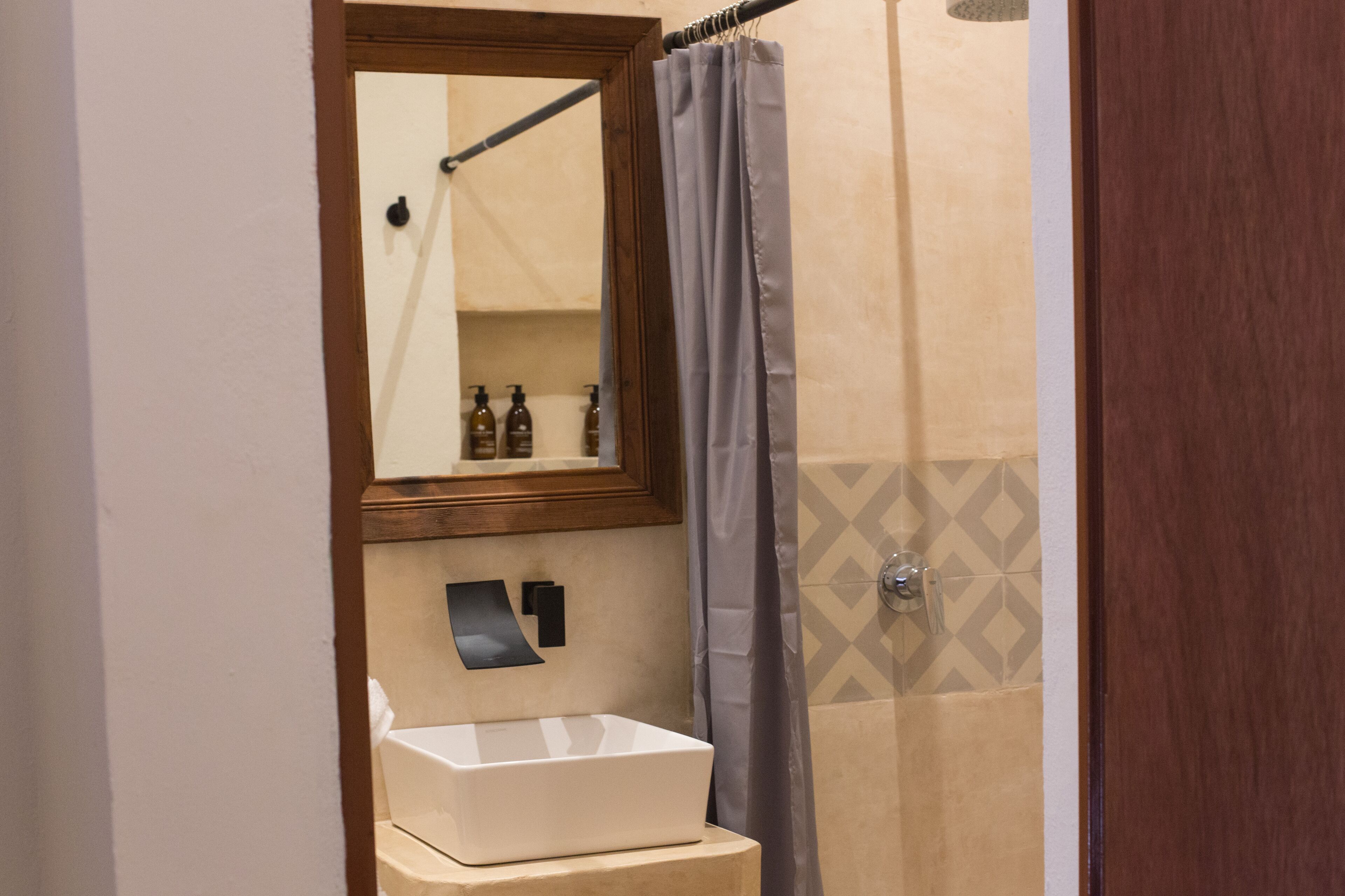 Foto - Kuka y Naranjo