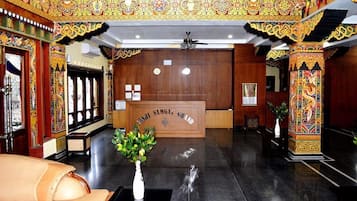 Lobby-Lounge