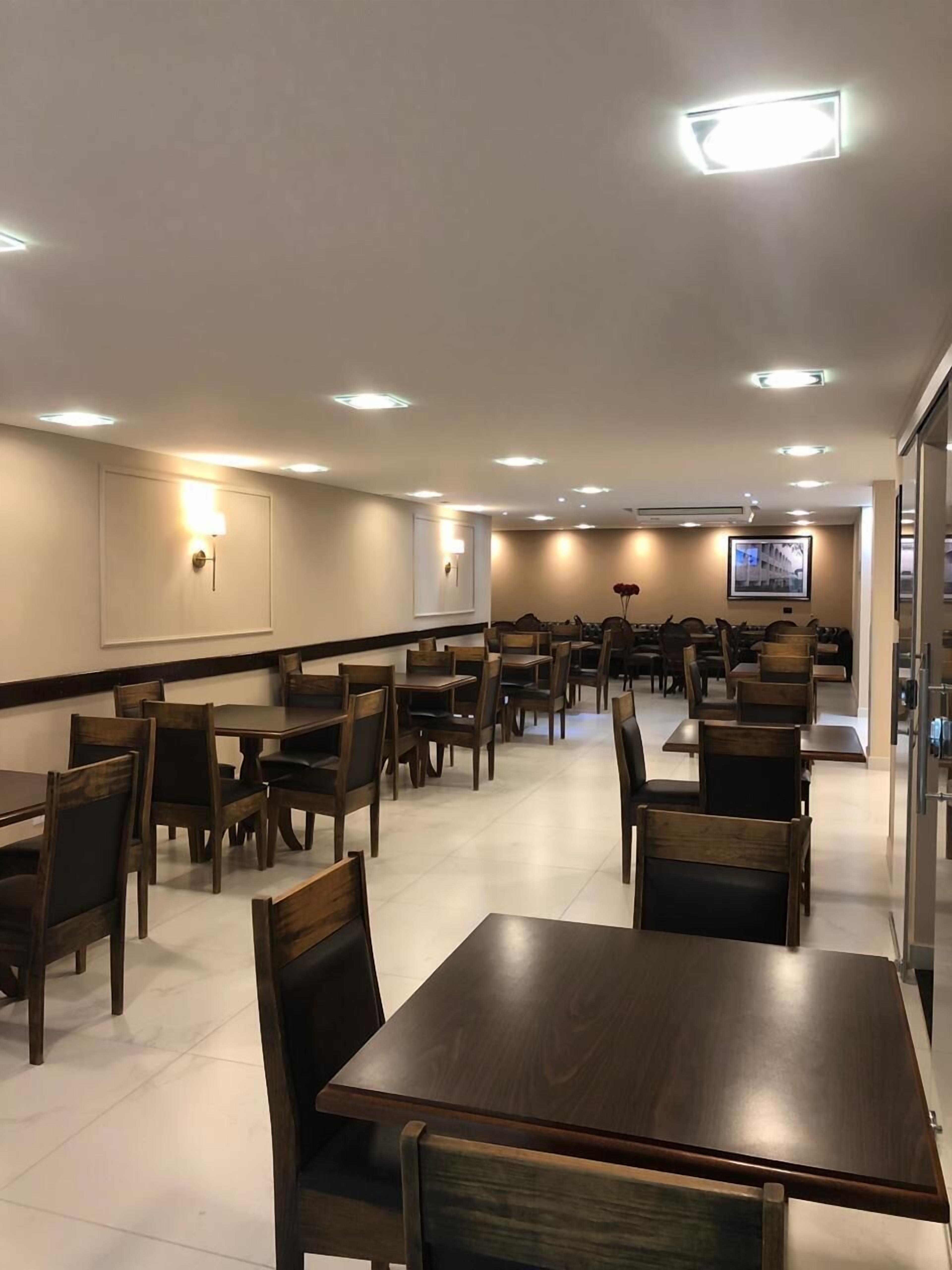 Tägliches inbegriffenes Frühstücksbuffet