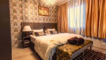 Quarto casal presidencial | Individualmente decorados, escrivaninha