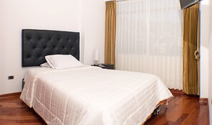 传统公寓 | 3 多间卧室、遮光窗帘、熨斗/熨板、免费 WiFi