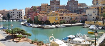 Great apartment with a private parking