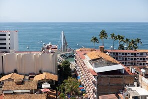 الإطلالة من المنشأة