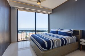 2 bedrooms, desk, free WiFi, bed sheets