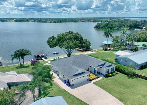 Newer Home on Lake June with Beach, Dock, Screened Patio and Hot Tub!