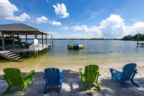Sun loungers, beach towels
