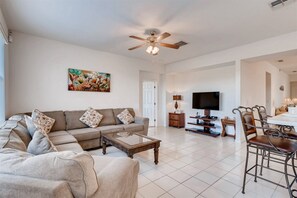 House | Living room