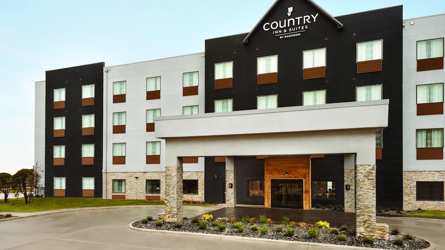 Country Inn & Suites by Radisson, Oklahoma City-Bricktown, OK