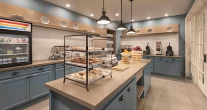 Country Inn & Suites by Radisson, Oklahoma City-Bricktown, OK