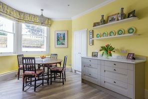 Dining - Elm Park Gardens XI by Onefinestay (London)