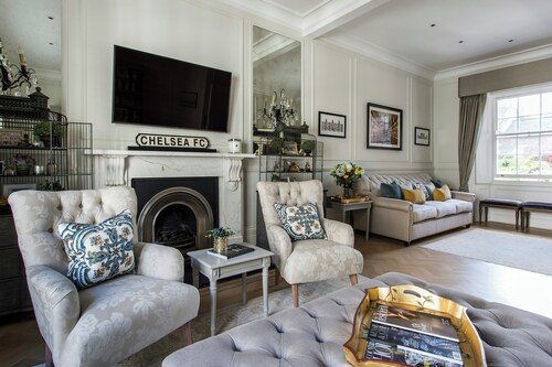 Ovington Gardens by Onefinestay