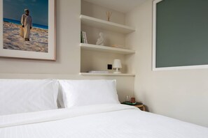 Apartment (3 Bedrooms) | 3 bedrooms, individually decorated, individually furnished, desk - Hans Place II by Onefinestay (London)