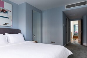 Apartment (3 Bedrooms)