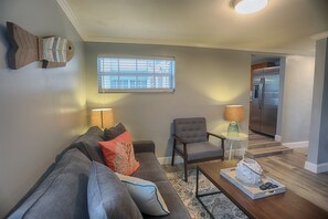 TV, Netflix, streaming services