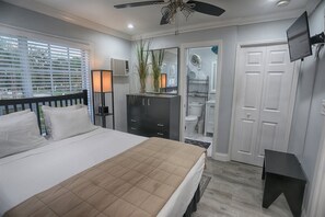 1 bedroom, desk, free WiFi - Boca Chica Frank`s Key West Experience (Wilton Manors)