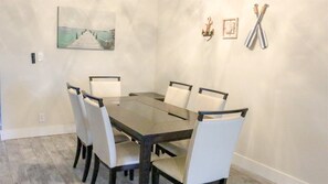 House | Private kitchen | Stovetop, dishwasher, cookware/dishes/utensils
