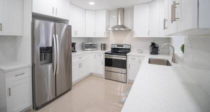 Like New Miami Springs Family Home