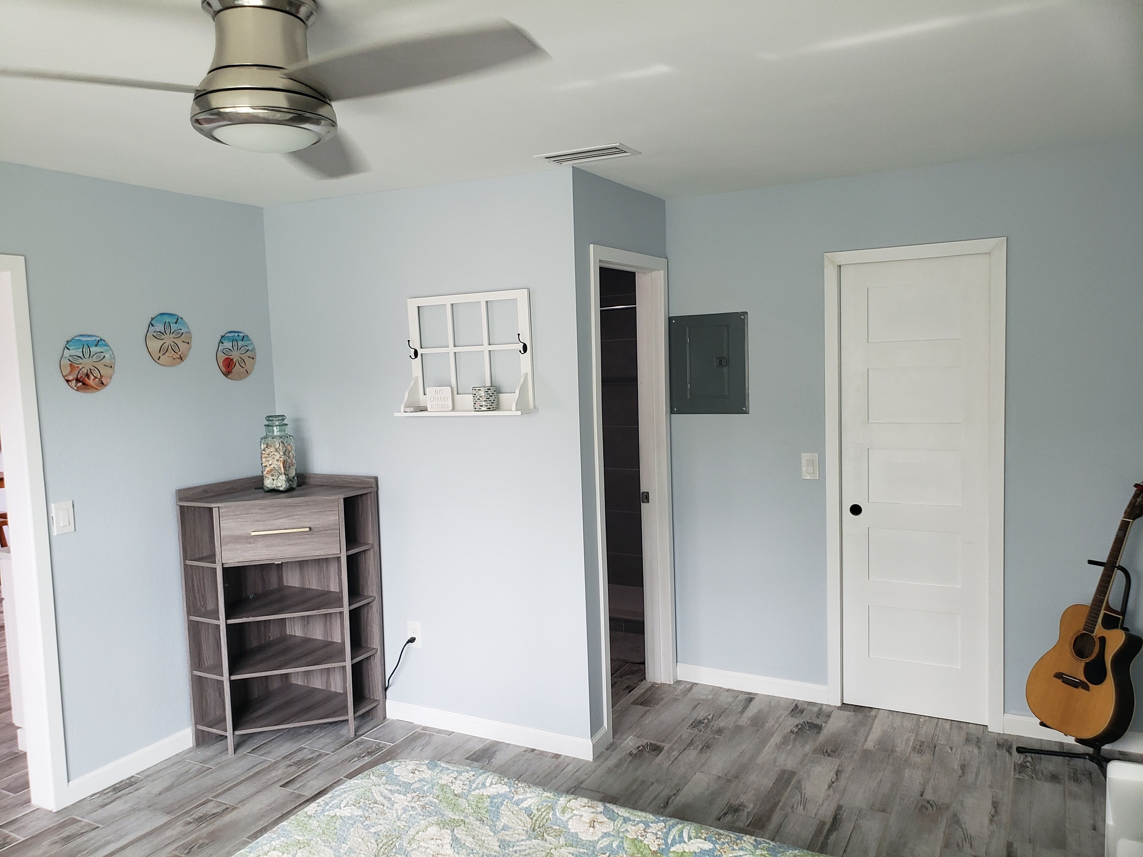 1 bedroom, desk, free WiFi, bed sheets