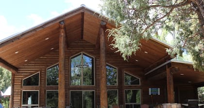 A ESTRENAR: Old Bear Cabin