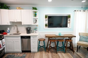Fridge, microwave, oven, stovetop - Updated! Sunrise-Ocean View, Top Fl, Prvt Beach Access, Pool, W&D, Parking (Galveston)