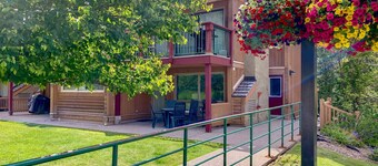 Panorama Horsethief Lodge Studio Condo, Sleeps 4