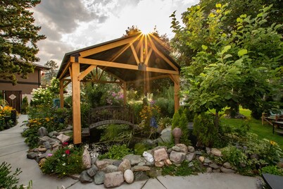 Rayleigh Riverfront Retreat - Wedding Ceremonies Welcome.