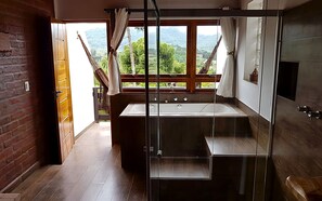 Chale Kailash (PET FRIENDLY) | Egyptian cotton sheets, premium bedding, pillowtop beds, soundproofing - Colline Verte (Camanducaia)