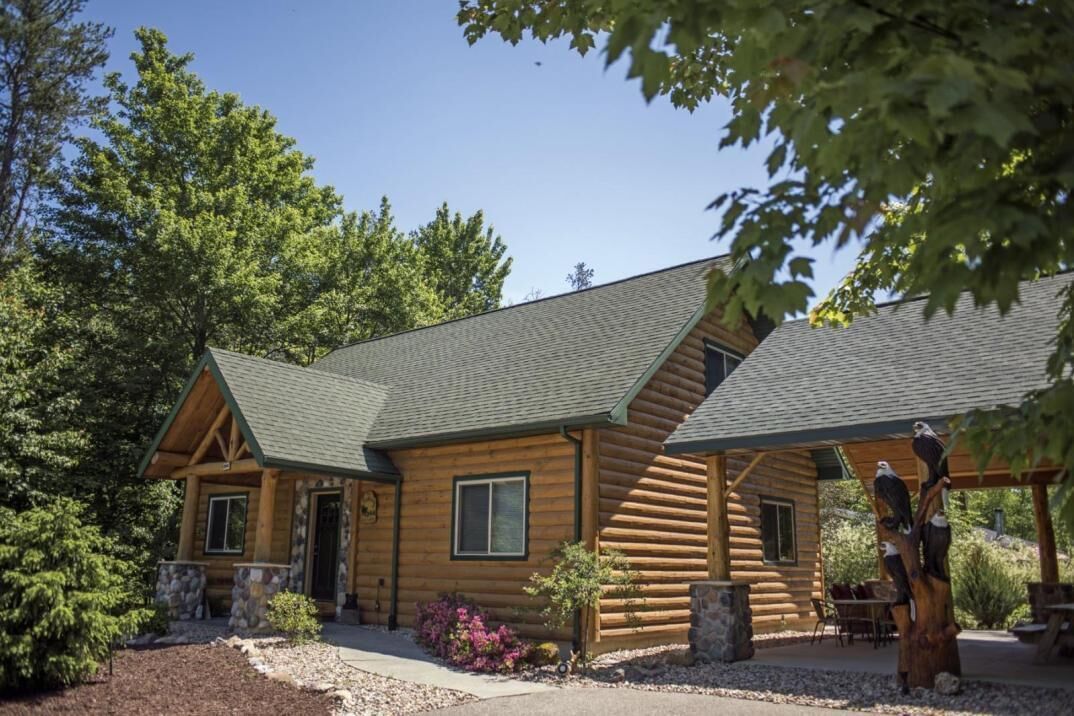 Linken Log Cabin @ Spring Brook Resort