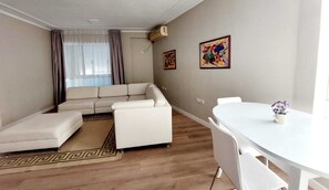 Televisión de pantalla plana