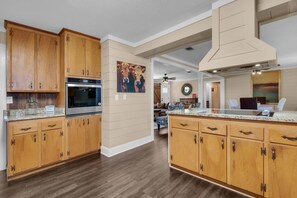 Interior - Ranch Getaway, Large Groups Accomodations possible, within an hour to the beach! (Laurel Hill)