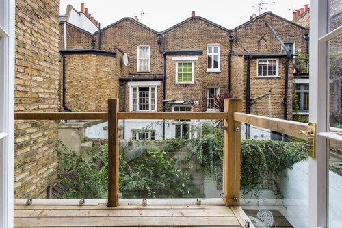 First Street II by Onefinestay