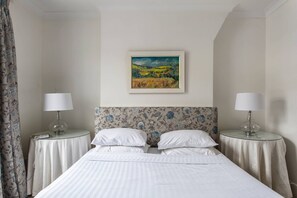 Leilighet (2 Bedrooms) | 2 soverom, individuelt dekorert, individuelt innredet og skrivebord