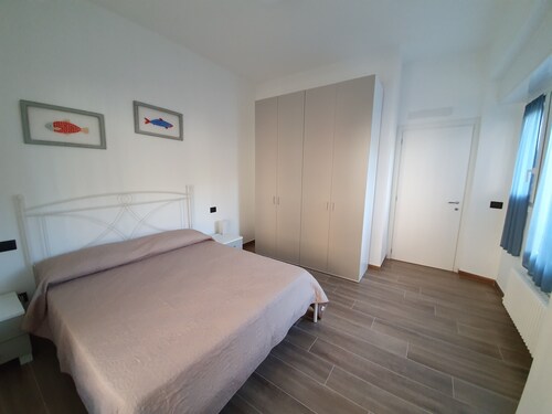 Apartment direkt am Meer CITRA-Code 010059-LT-0235