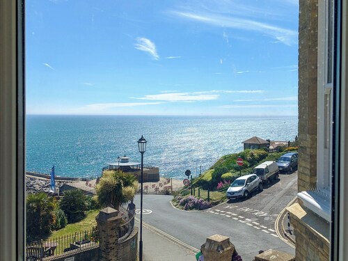2 bedroom accommodation in Ventnor