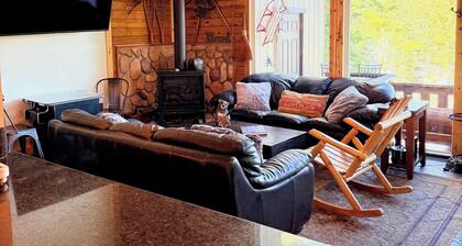 HEAVENLY MOUNTAIN RETREAT