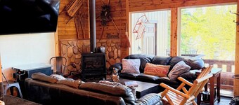 HEAVENLY MOUNTAIN RETREAT